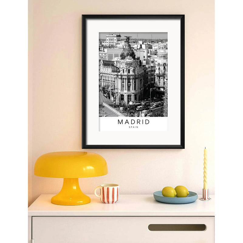 Cuadro Madrid Espana Ciudad Blanco Y Negro Con Paspartú Marco Negro