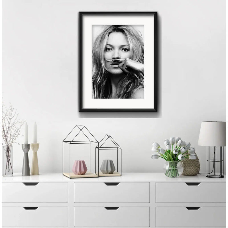 Cuadro Kate Moss Fashion Blanco Y Negro 53x43cm Con Paspartú Kate Moss Life Is A Joke Con Marco Negro