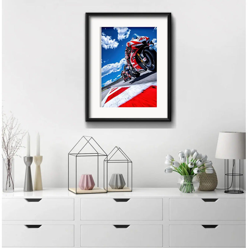 Cuadro Moto Gp Carrera Motociclismo Br1 53x43cm Con Paspartú Marco Negro