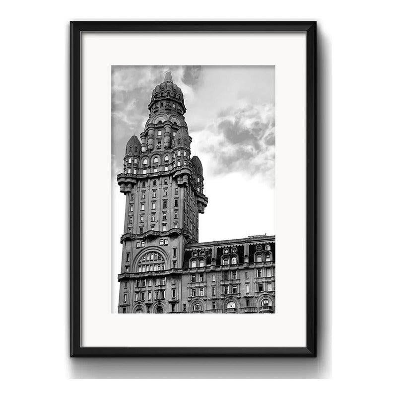 Cuadro Montevideo Foto Blanco Negro Br7 53x43cm Con Paspartú Palacio Salvo Closeup Con Marco Negro