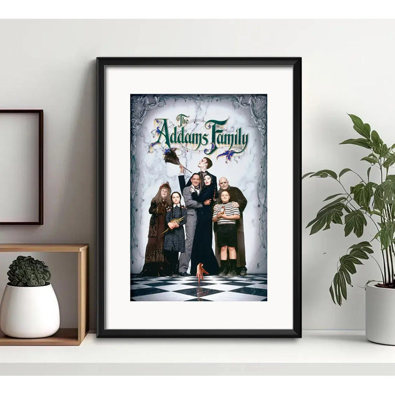 Cuadro The Addams Family Los Locos Pelicula Con Paspartú Marco Negro