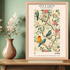 Cuadro Dormitorio William Morris Pájaros Flores Botanica Oak Marco Marrón Claro