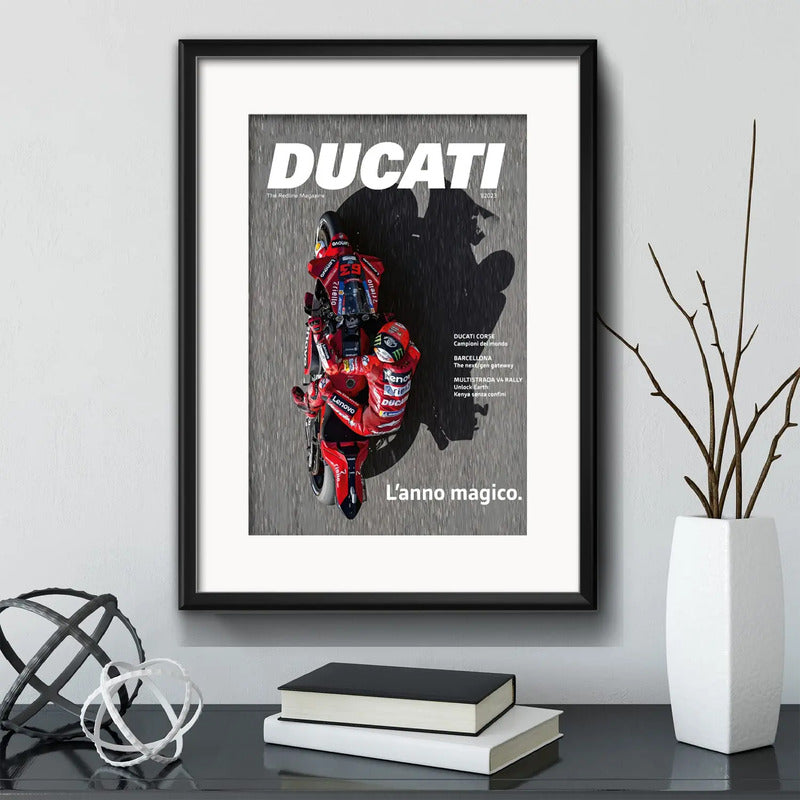 Cuadro Ducati Moto Gp Revista Motocicleta Auto Con Paspartú Marco Negro