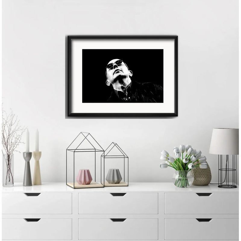 Cuadro Indio Solari Blanco Y Negro Rock 53x43cm Con Paspartú Marco Negro