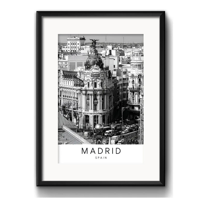 Cuadro Madrid Espana Ciudad Blanco Y Negro Con Paspartú Marco Negro
