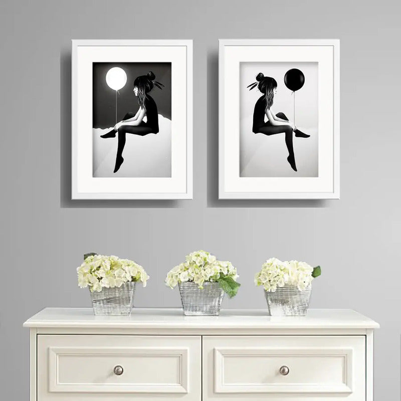Set 2 Cuadros Chica Con Globo Blanco Y Negro Arte Paspartú