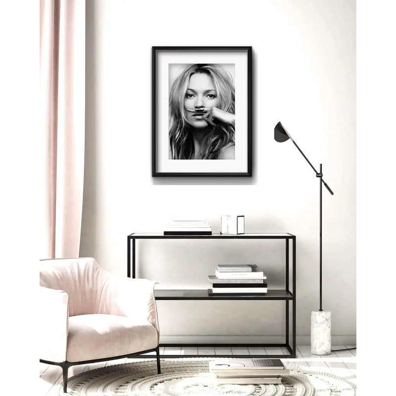 Cuadro Kate Moss Fashion Blanco Y Negro 53x43cm Con Paspartú Kate Moss Life Is A Joke Con Marco Negro