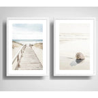 Set 2 Cuadros Paisajes De Playa Tonos Neutros Caracola Arena Marco Blanco